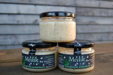 Medík s konopným semínkem 250g
